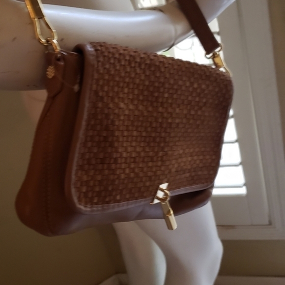 - Elizabeth & James Cynnie Leather Crossbody - Picture 7 of 9